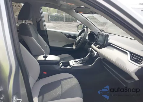 2019 Toyota Rav4 Xle from USA, damaged, VIN 2T3P1RFV9KW076821